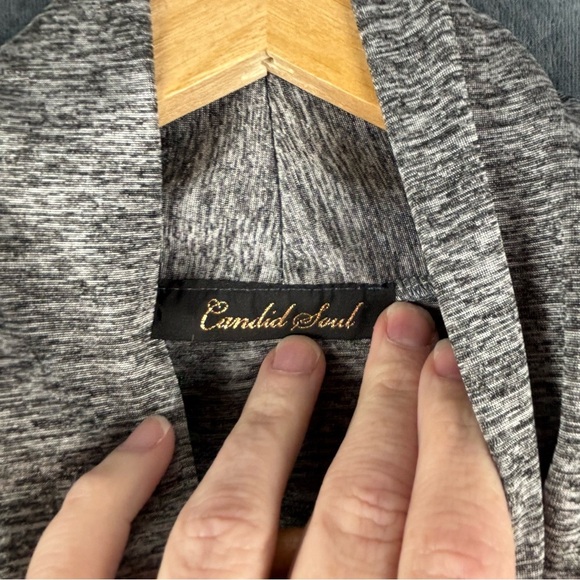 Candid Soul Gray Sleeveless Tie Front Blouse Sz XL - Picture 2 of 6